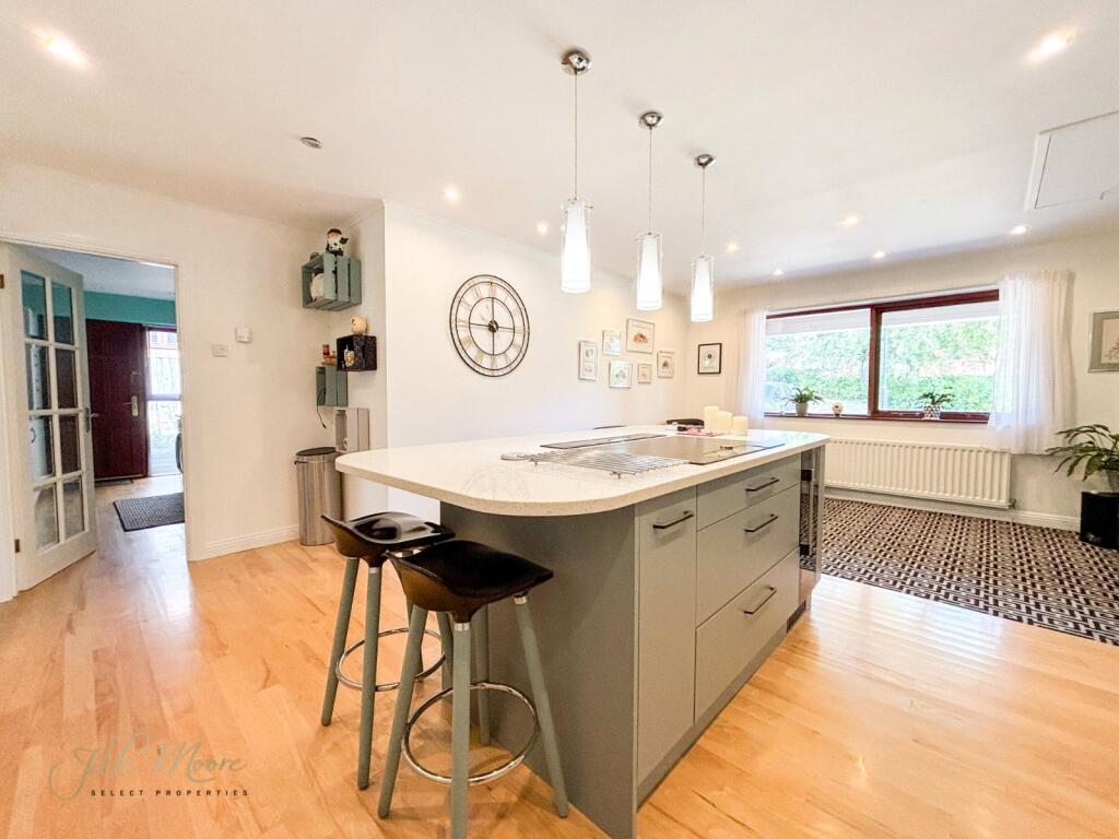 House in Sunderland, Concord - View 3