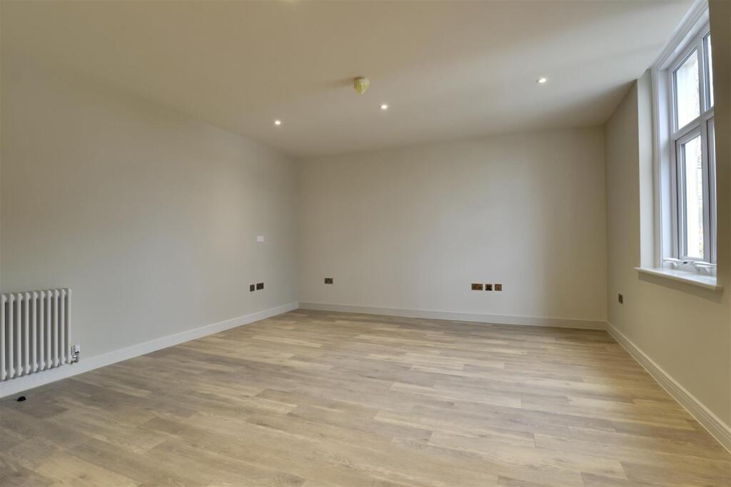 Oaklands, St Johns Square - View 5