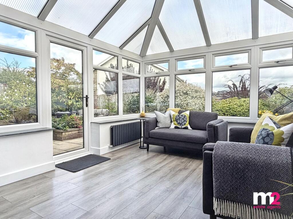 House in Llanellen, Llanfoist Fawr - More