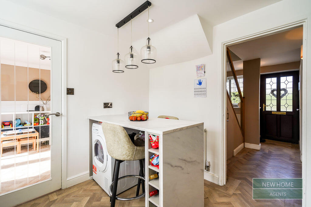 Park Road, Calverton, Nottingham, NG14 6LE - View 5