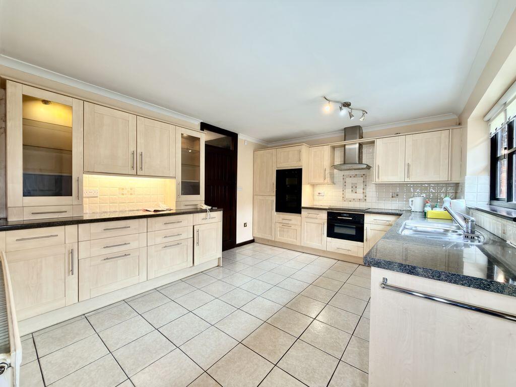 Foxes Meadow, Sutton Coldfield photo 5
