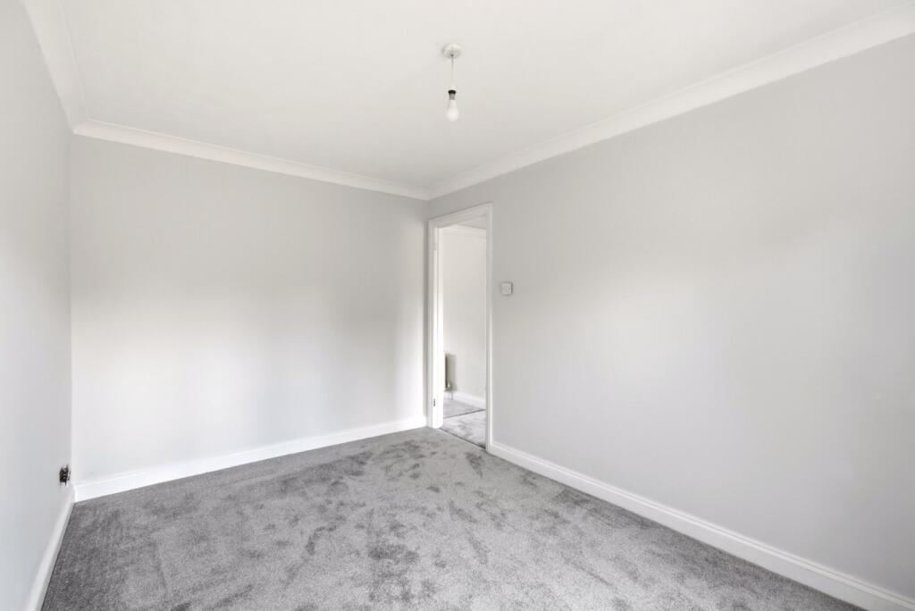 House in St Albans - View 5