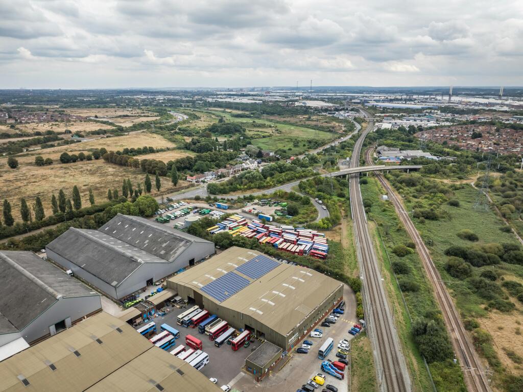 High Res_Exports_Purfleet Industrial Park_Kemsley_Sept24-13.jpg