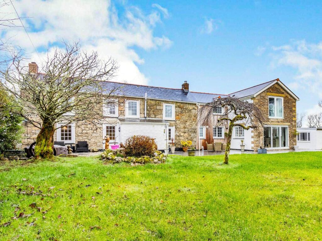 Main image of property: Penhalurick