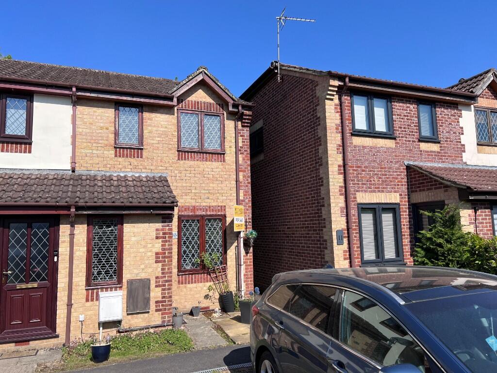 Main image of property: Willow Drive, SO40