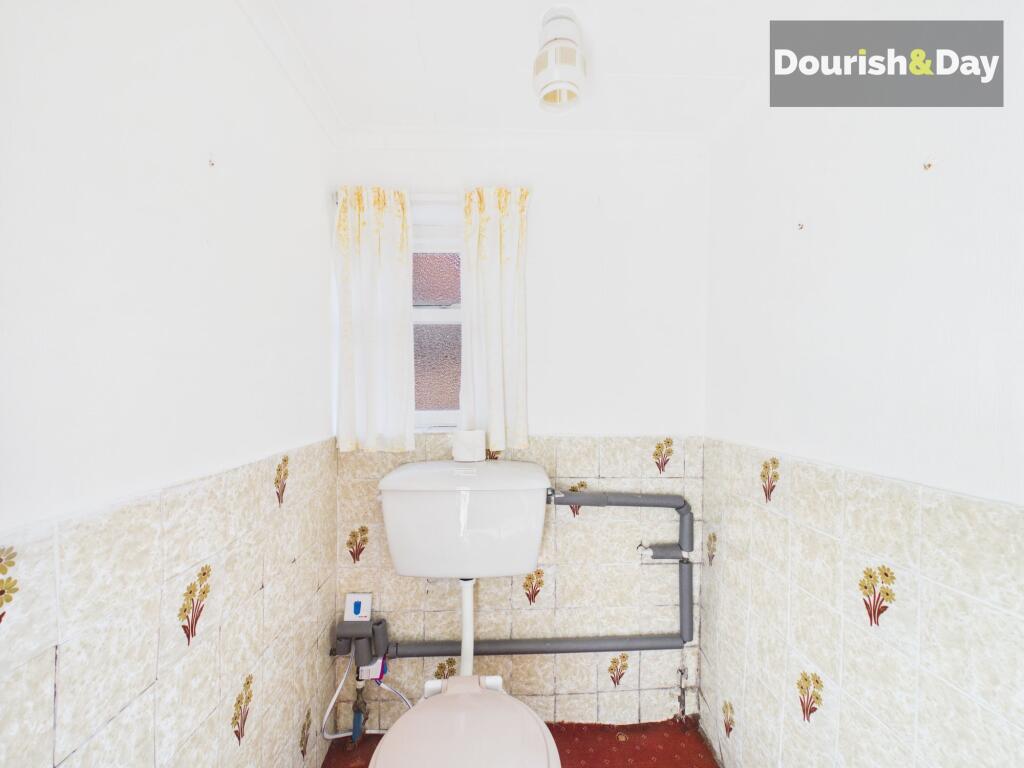 House in Stoke-on-Trent - More