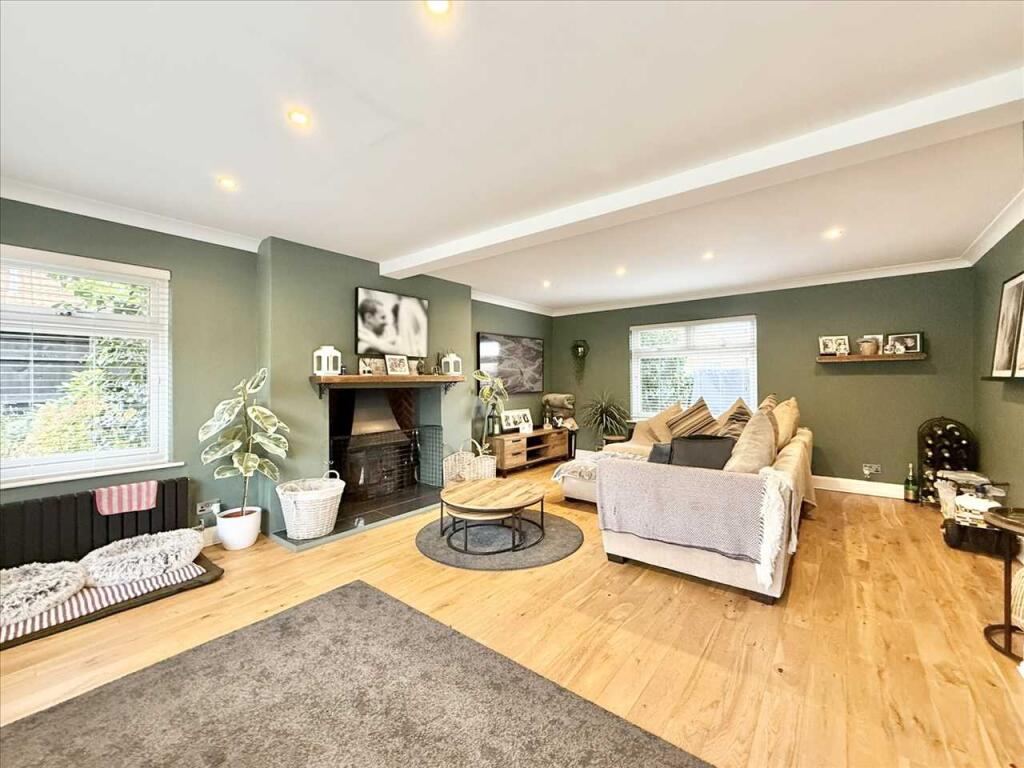 Bradleys Yard, Plumtree, Nottingham photo 3