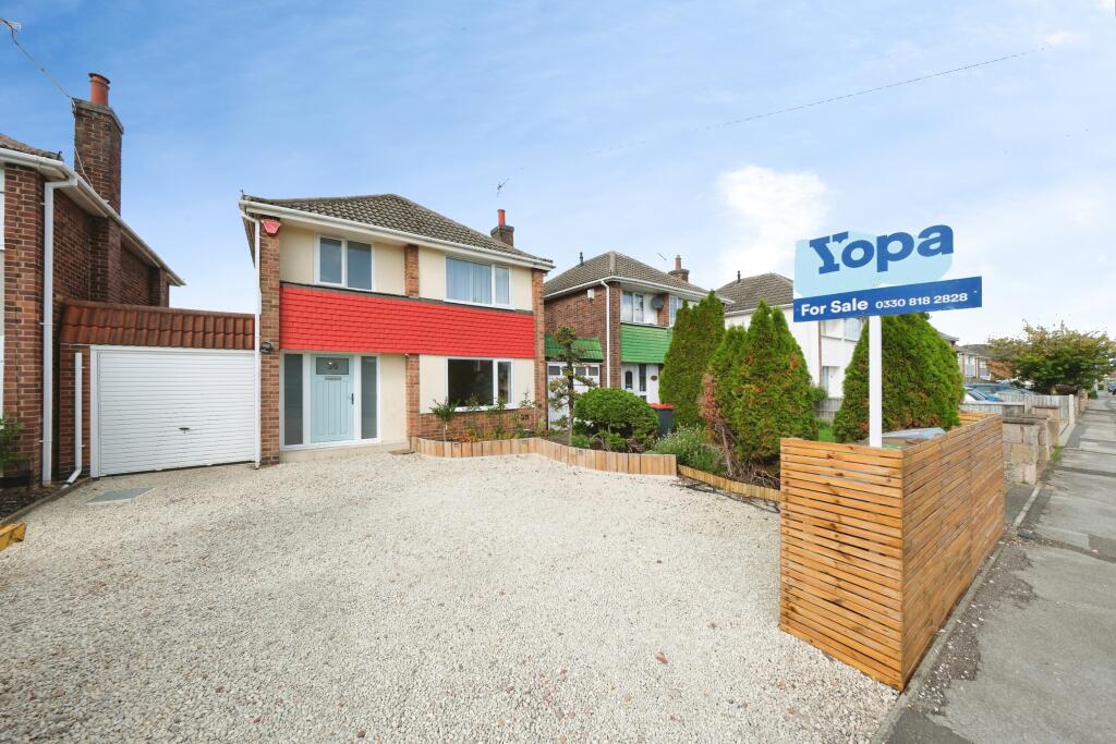 Main image of property: Vaughan Avenue, Nottingham, NG15