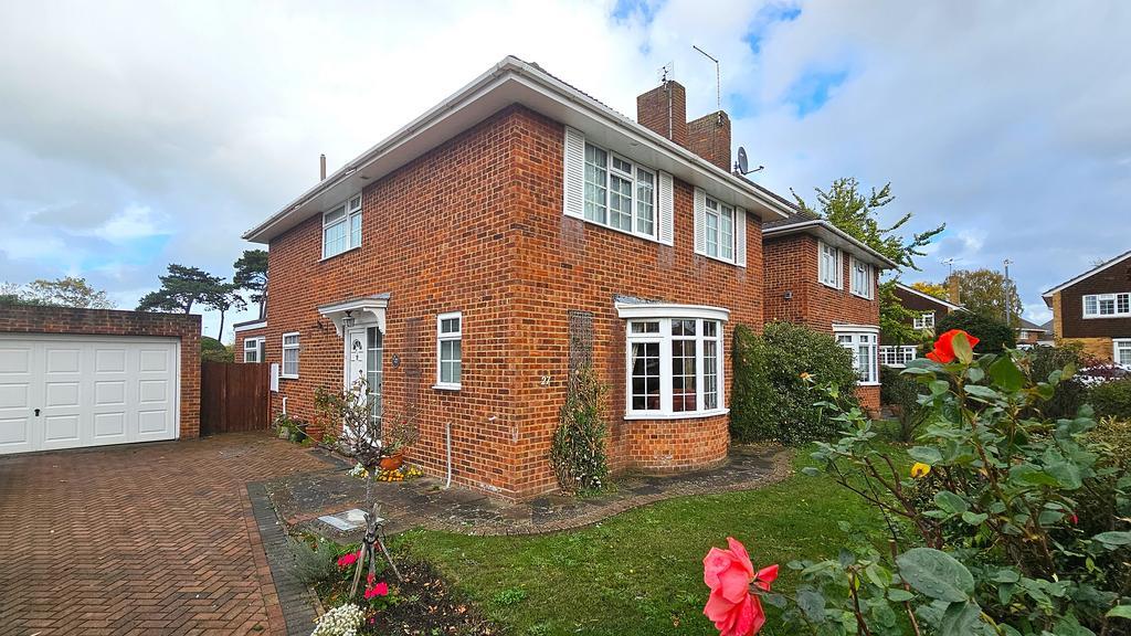 4-bed detached on The Fairway, Herne Bay, CT6 7TW, £460,000