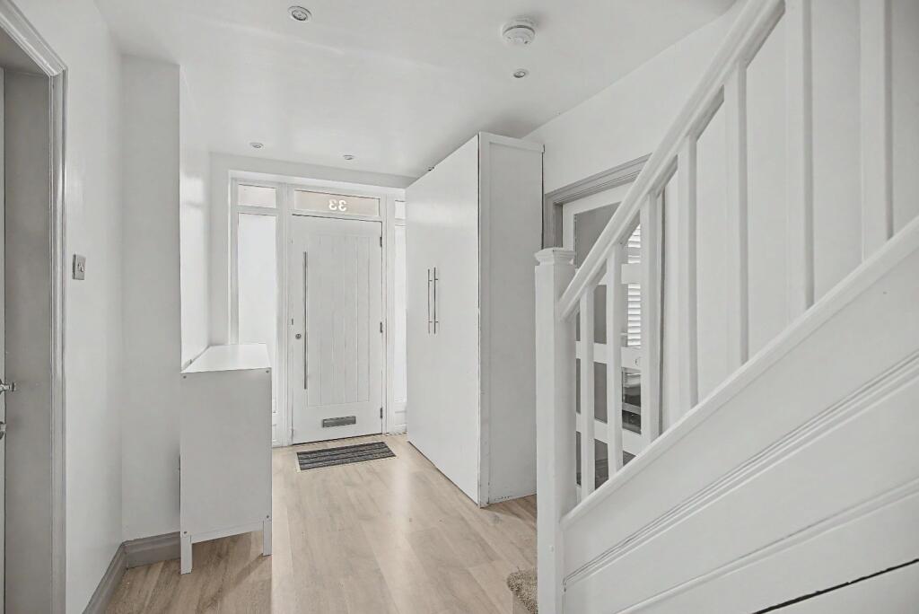 House in Trafford, Brooklands - View 5