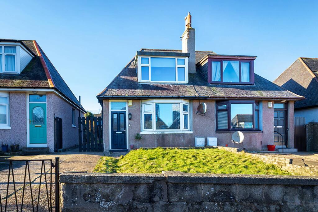 Main image of property: 17 Donbank Terrace, Aberdeen, AB24 2SJ