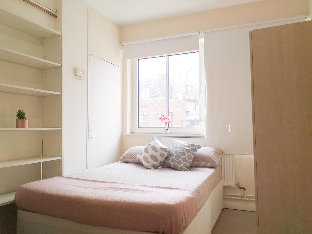 Main image of property: 91 Arnold Estate