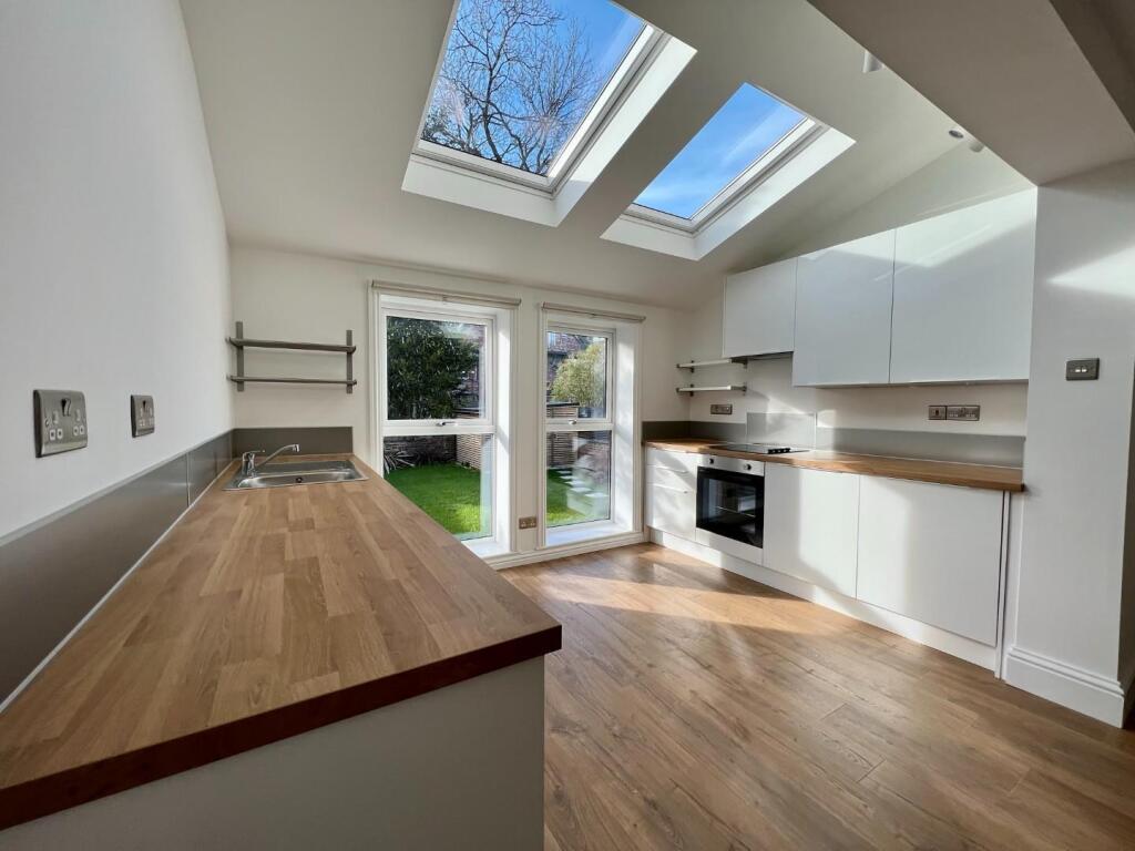 Apartment in Manchester - View 3