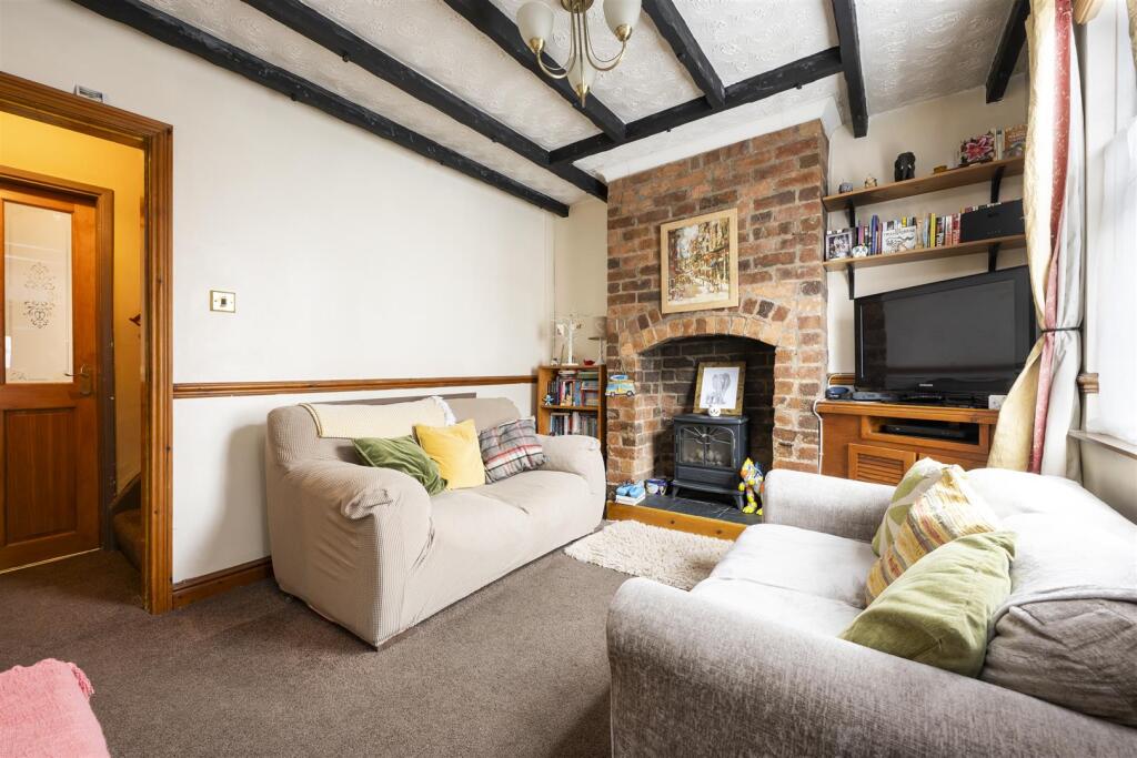 House in Dudley, West Midlands - View 2
