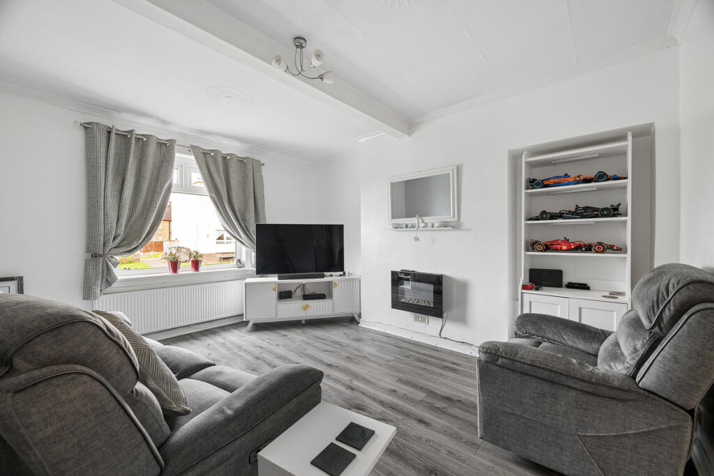 Apartment in Bothwell, Springwells, Whitehill - View 2
