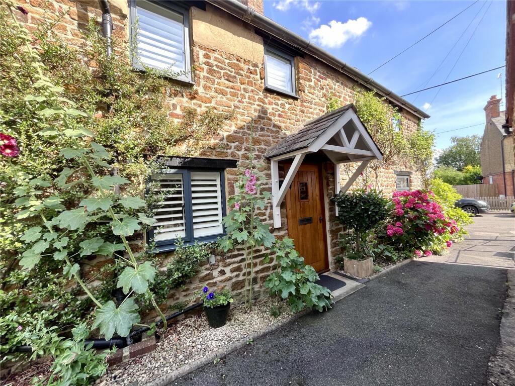 Main image of property: Hinton Road, WOODFORD HALSE, Northamptonshire, NN11