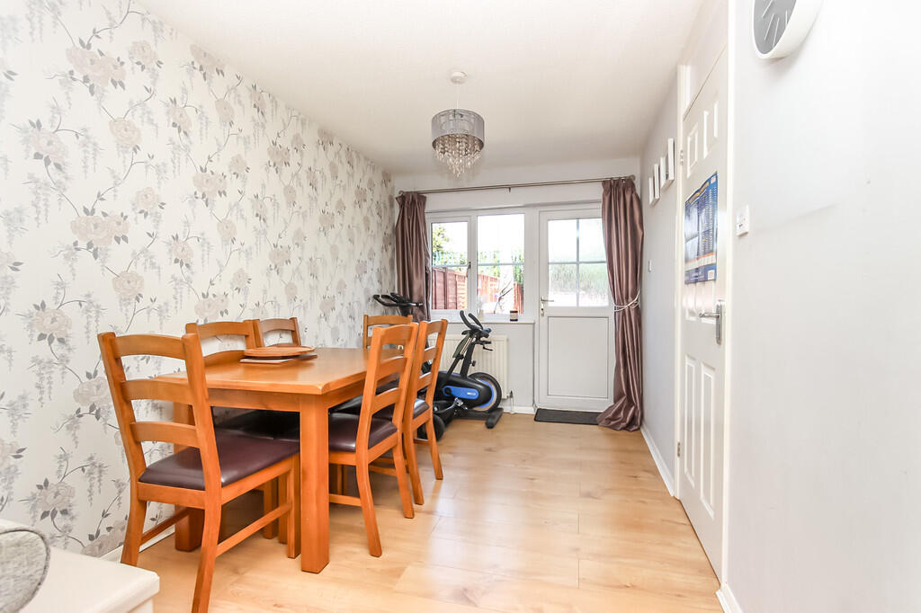 House in Wellingborough, Stanton Cross - View 4