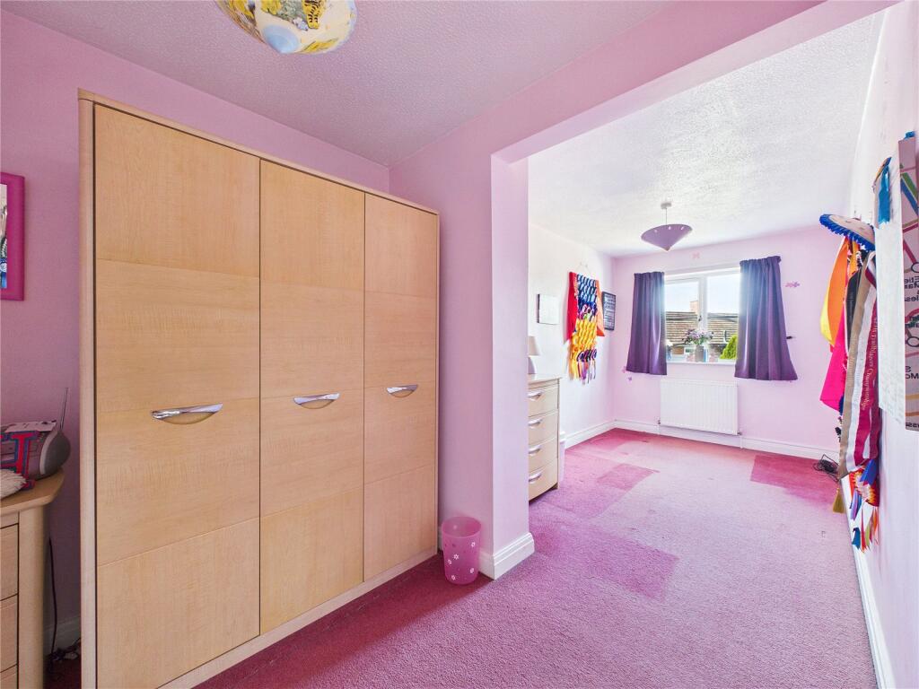 House in Worcester - More