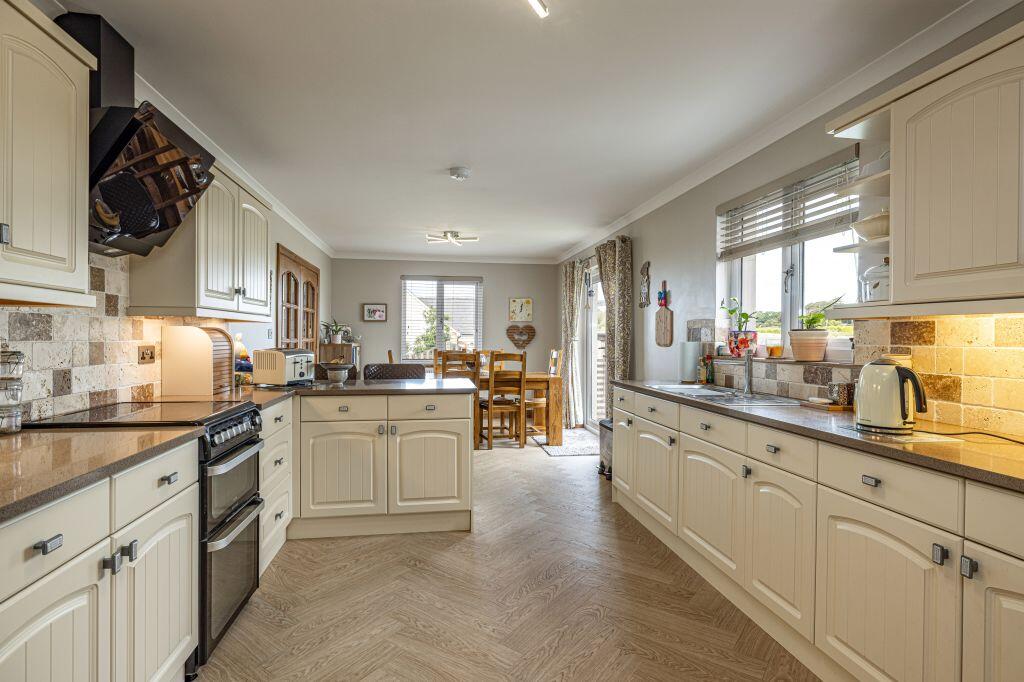 Bayview, Cummertrees, Annan, DG12 5QD photo 3