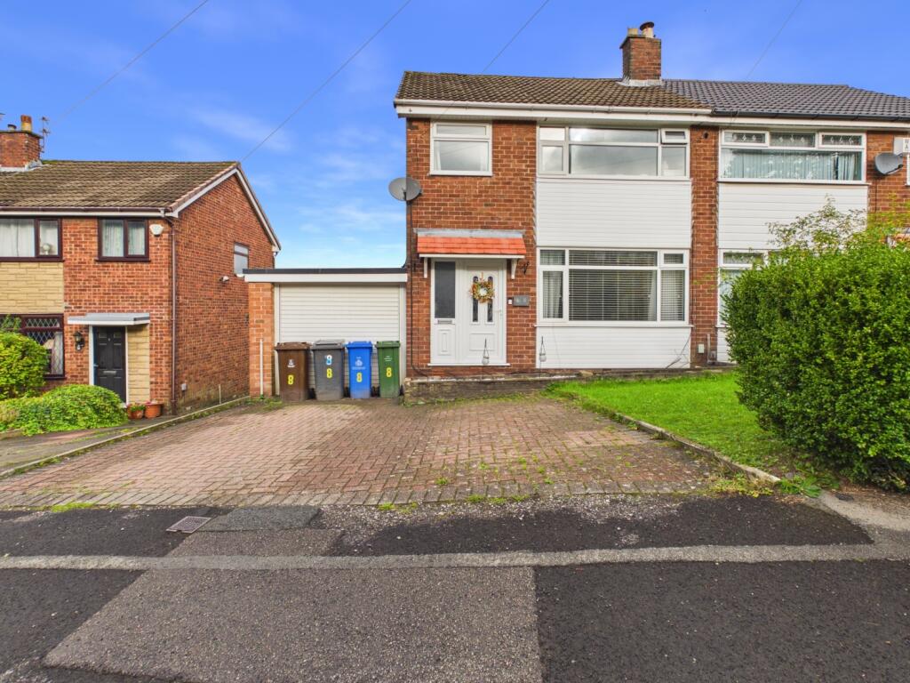 Main image of property: Hawthorn Drive, Stalybridge, SK15 1UE