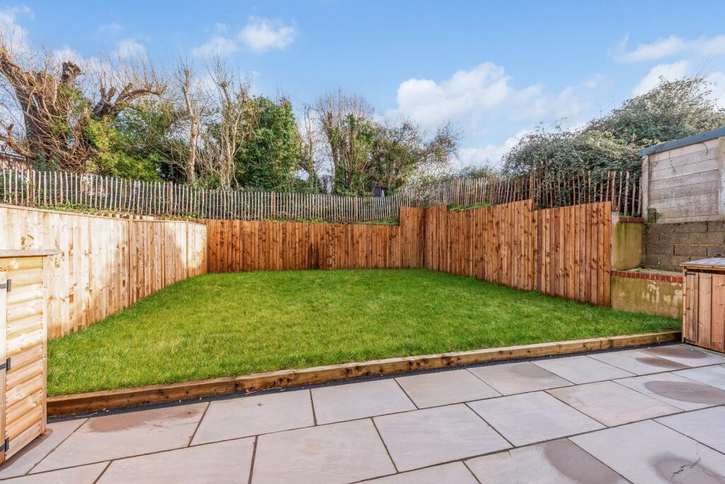 Twyford Rise, South Lane, Clanfield, Hampshire photo 4