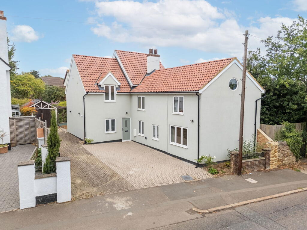 Main image of property: Westfield Road, Wellingborough, NN8 3JT