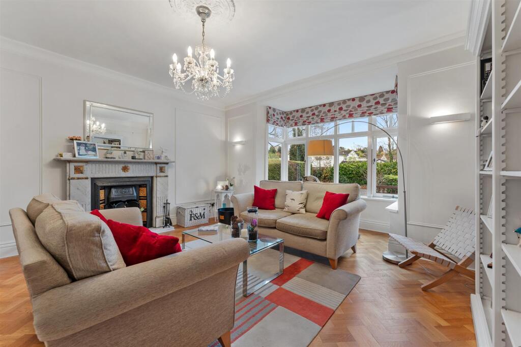 Park Road, Hale, Altrincham photo 2