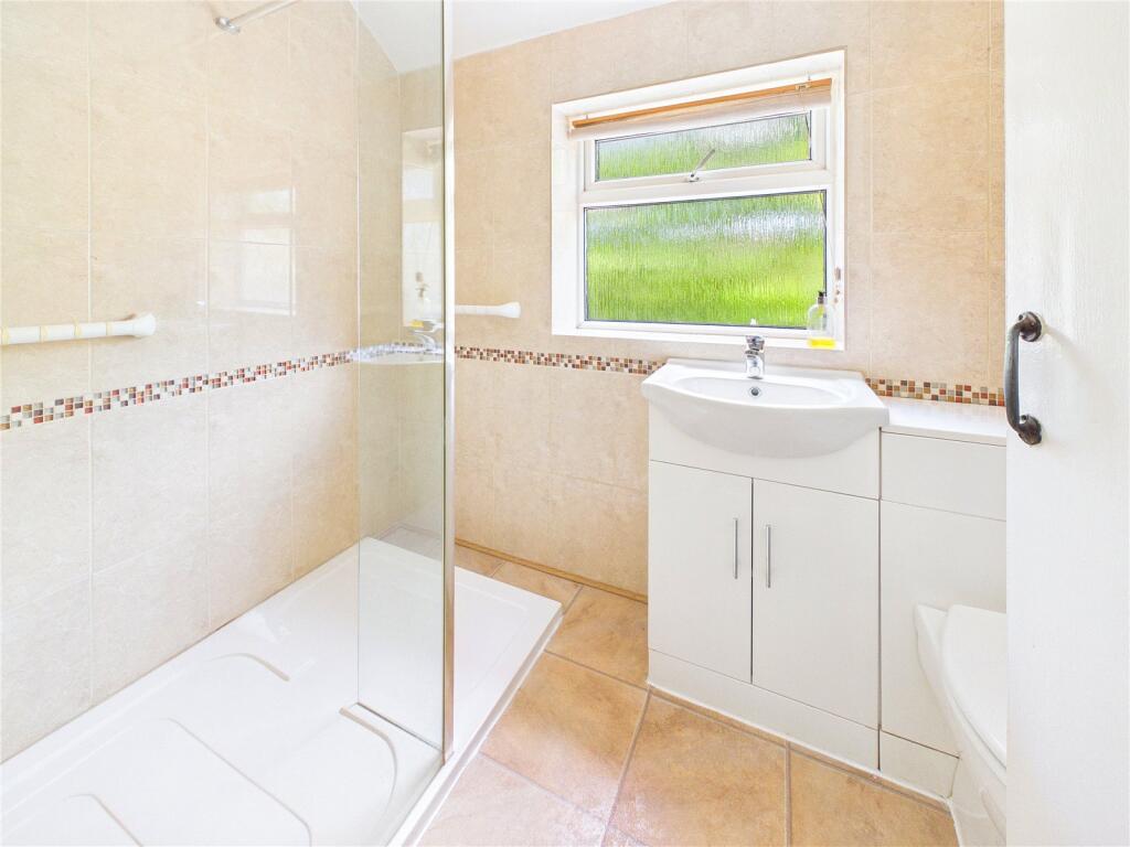 Chawson Road, Droitwich Spa, Worcestershire, WR9 photo 4