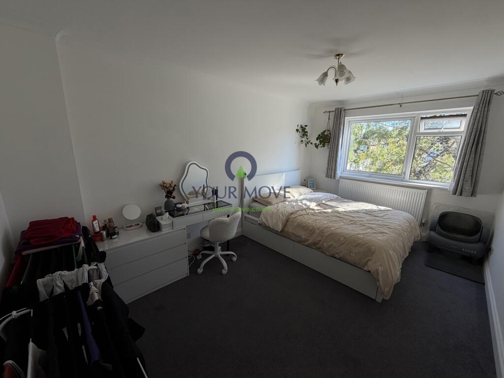 Apartment in Sutton - View 4