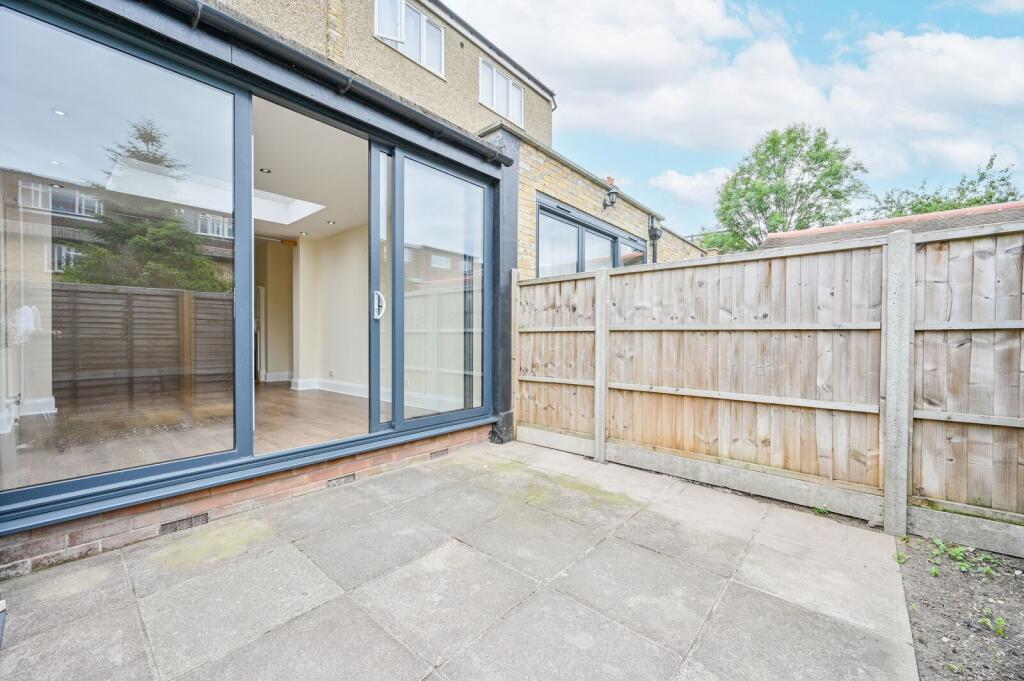2 bedroom flat for rent