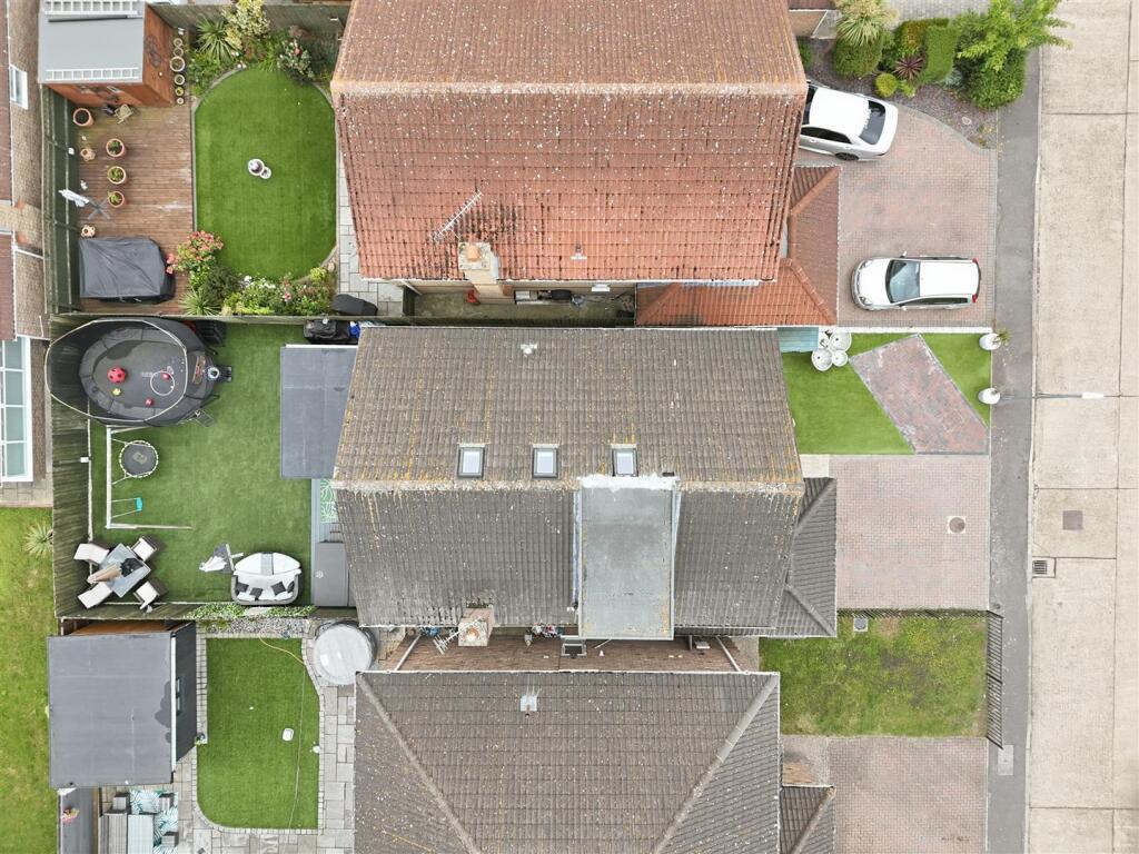 Summerlands, Canvey Island photo 3