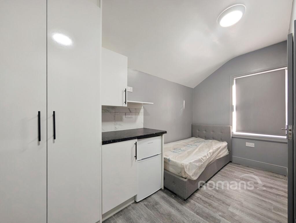 Main image of property: Clifton Street, Reading, Berkshire, RG1