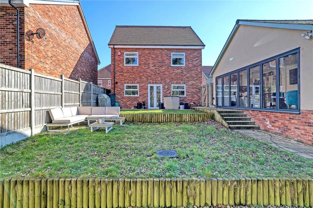 House in Brentwood, The Galleries, Great Warley - View 3