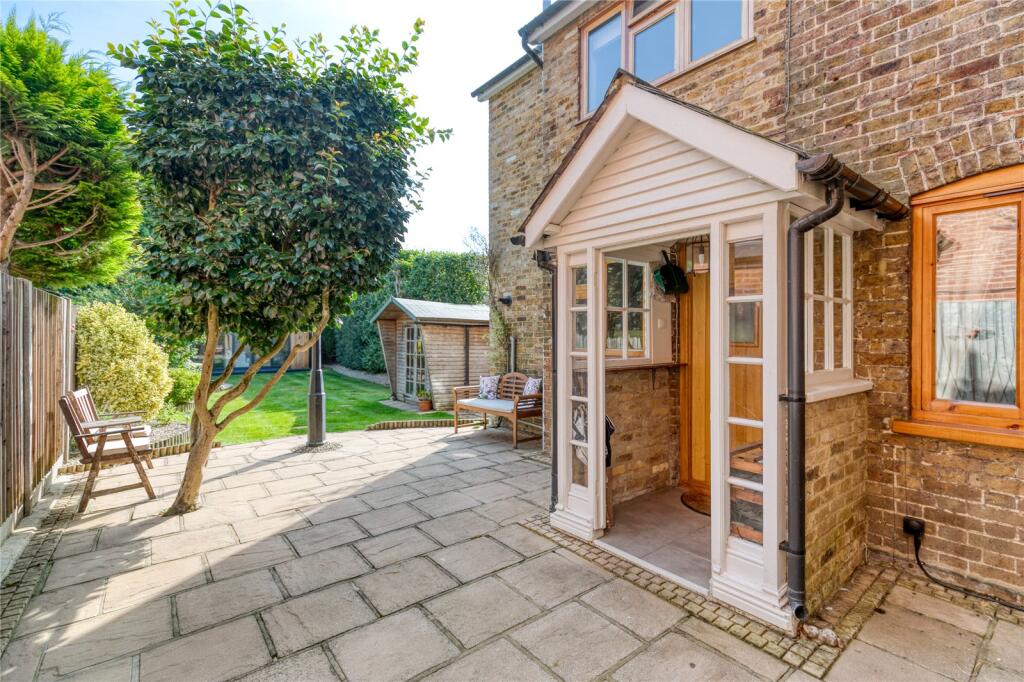4-bed semi-detached on Course Road, Ascot, Berkshire, SL5, £700,000