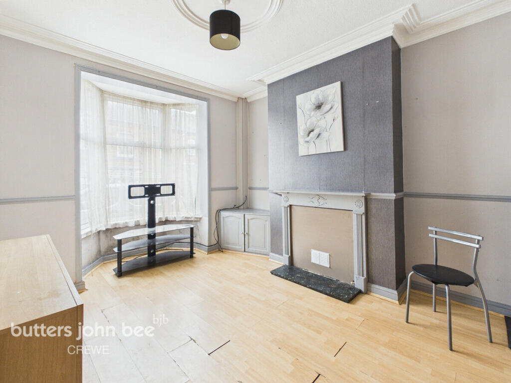 House in Crewe, Cheshire East - View 2