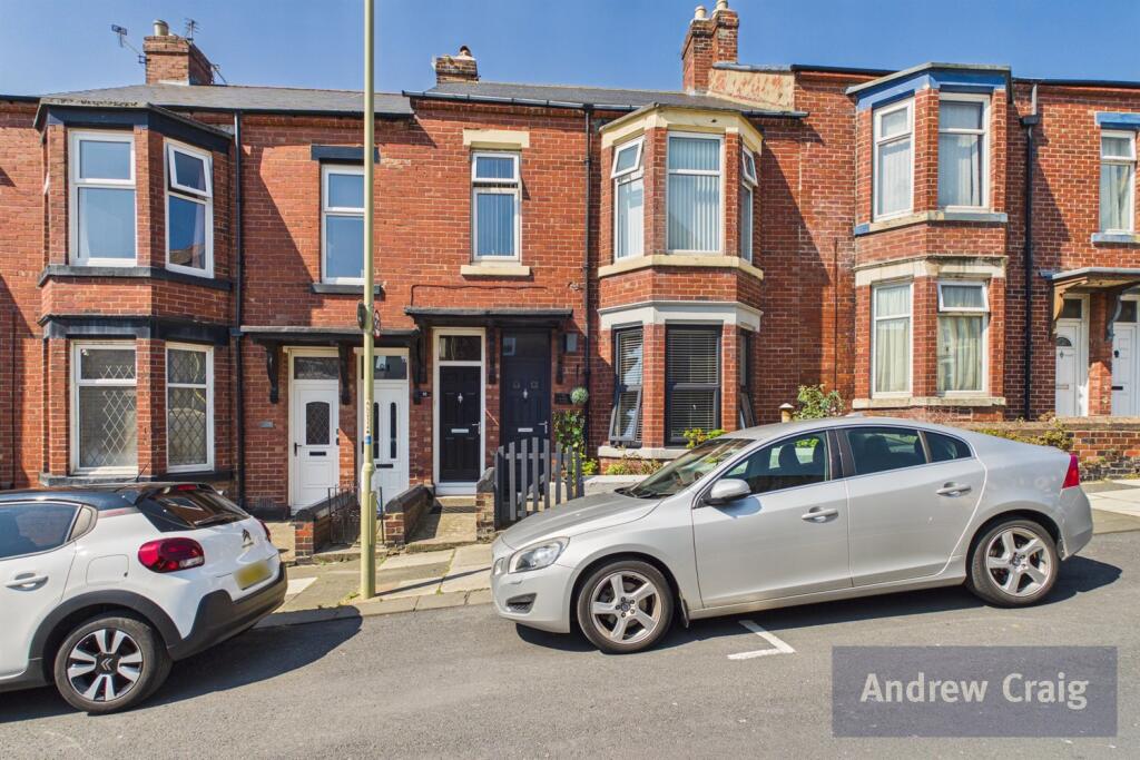 2-bed flat on Roman Road, South Shields, £110,000