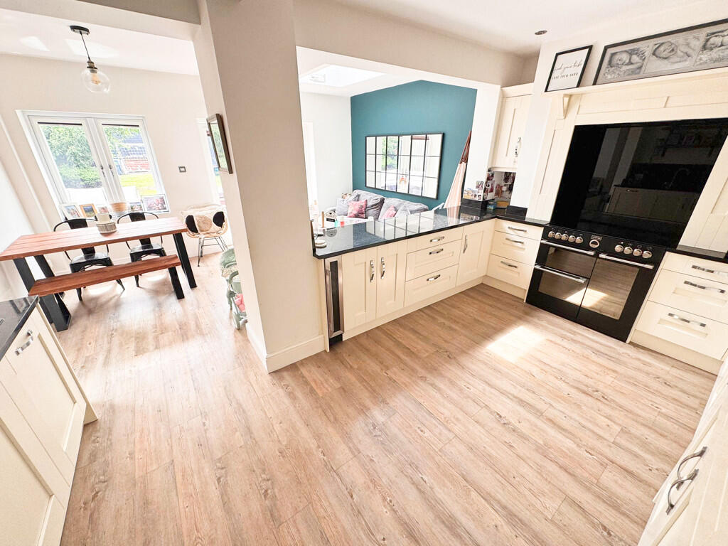 Main image of property: Netherley Road, Hinckley, Leicestershire, LE10 0RD