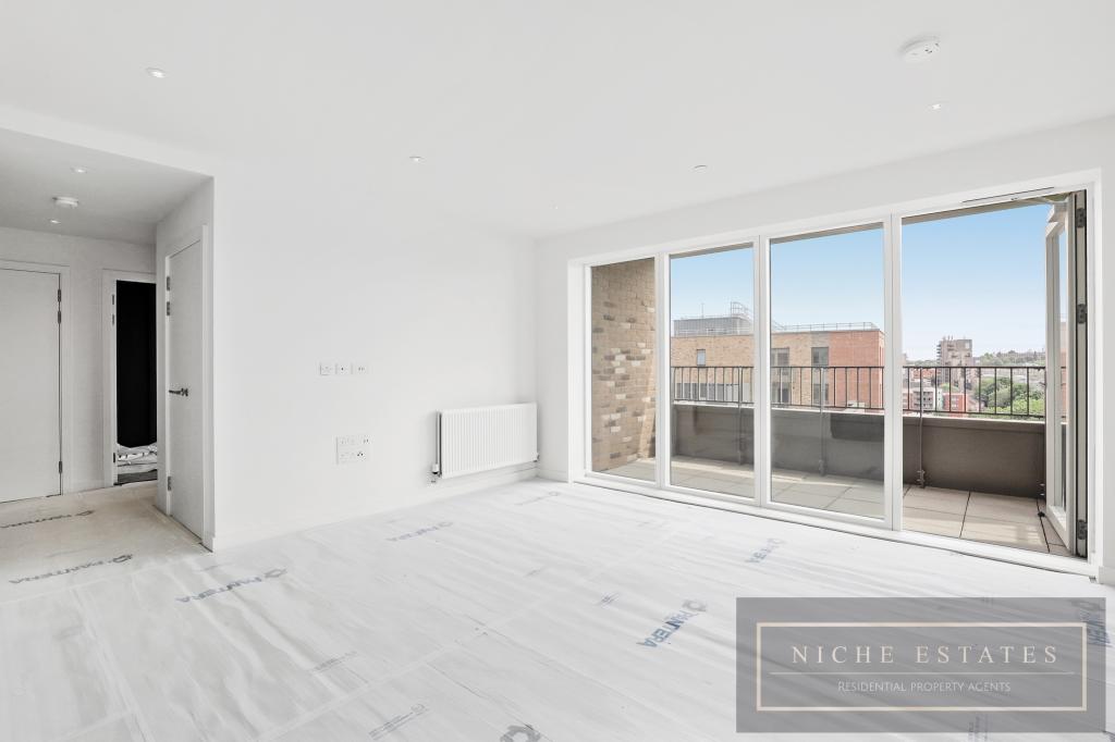 Mary Neuner Road, London, N8 - SEE 3D VIRTUAL TOUR! photo 2