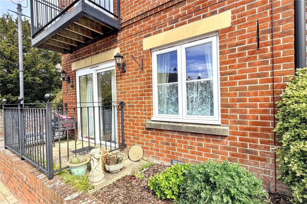 Chantry Court, Westbury – pohled 4