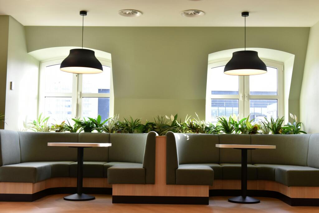 7th Floor Fitted Suite