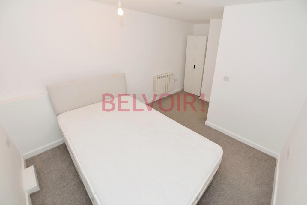 Apartment in Southampton - More