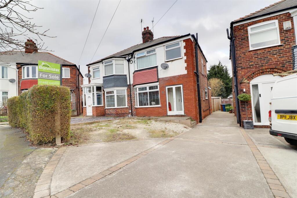 Main image of property: Westfield Rise, Hessle
