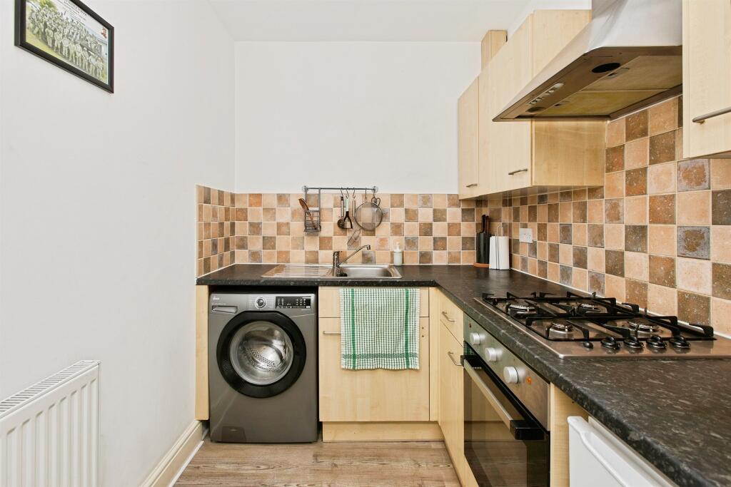 Apartment in Amber Valley, Heanor and Loscoe CP - View 5