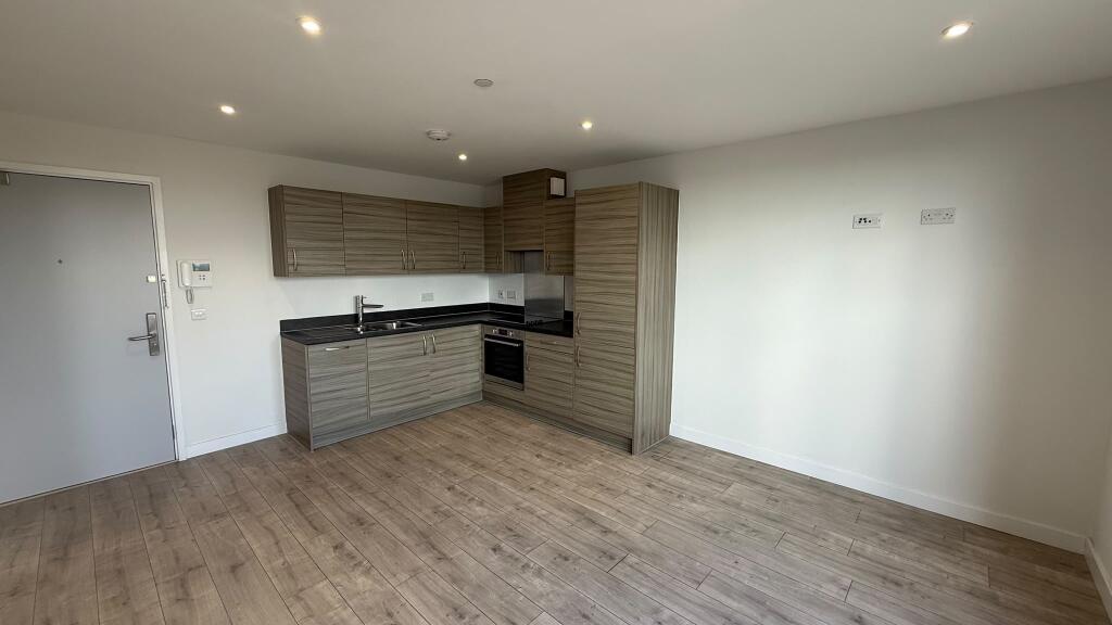 Apartment in Nottingham - View 2