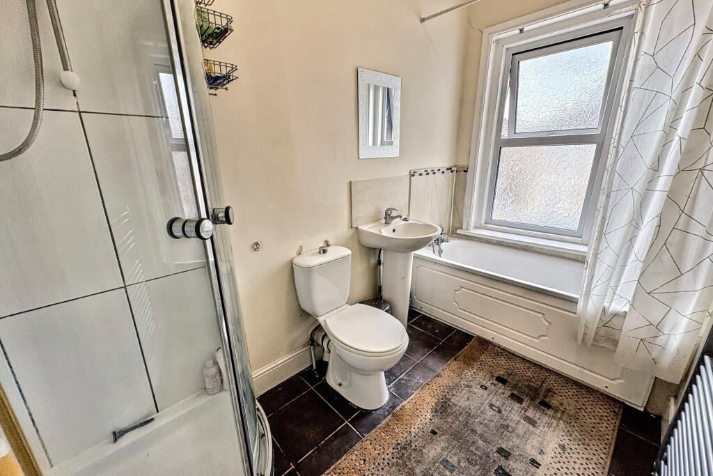 House in Bournemouth, Boscombe - More