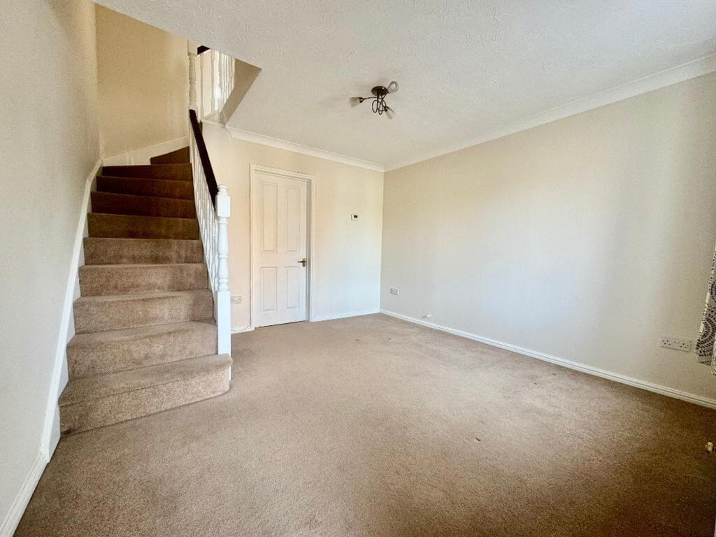 Shortcroft Court, Barton-Le-Clay, MK45 photo 3