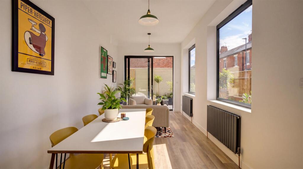 House in Newcastle upon Tyne, Gosforth - View 5