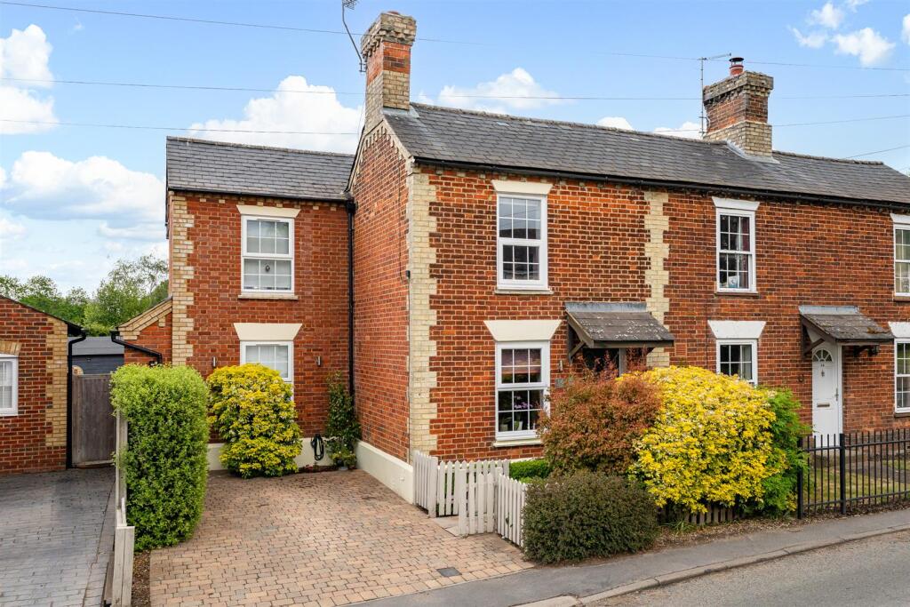 House in Knebworth, Painter's Green, Datchworth