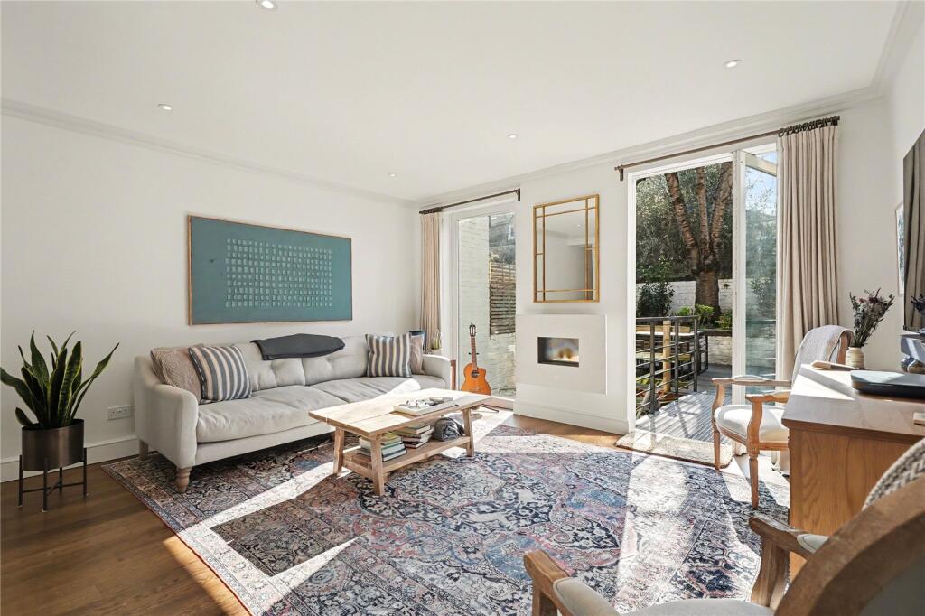Apartment in London - More