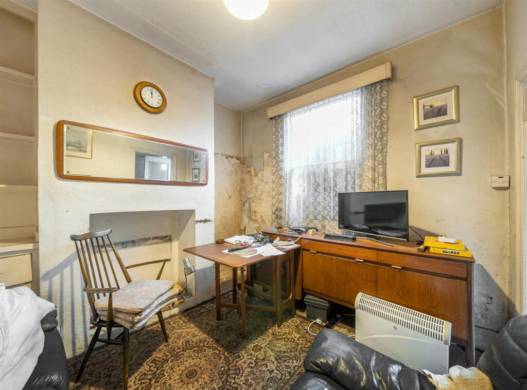 House in London, Kensal Town, Queen's Park - View 2
